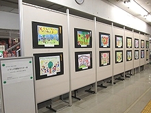 「第35回（令和4年度）ともしび運動ポスター巡回展」の画像