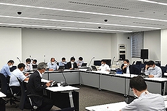 記事「克雪・危機管理・防災対策特別委員協議会の様子」の画像