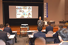 「幹事市である新潟市危機管理監の開会あいさつ」の画像