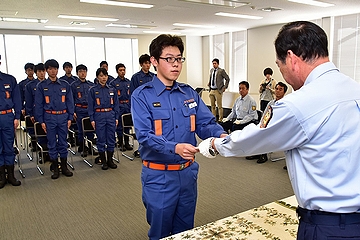 「辞令交付式」の画像