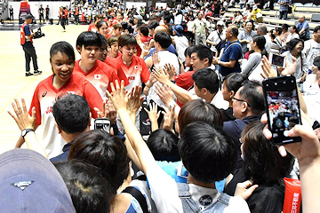 「アオーレ長岡での日本代表戦は2年ぶり2回目」の画像