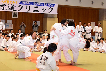 「約2時間にわたり熱血指導」の画像