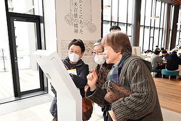 「ミライエ長岡と旧第四北越銀行の建物を見学」の画像2