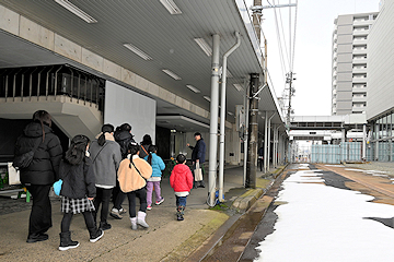 「ミライエ長岡と旧第四北越銀行の建物を見学」の画像3