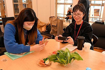 「SNSで野菜の販売情報を発信」の画像