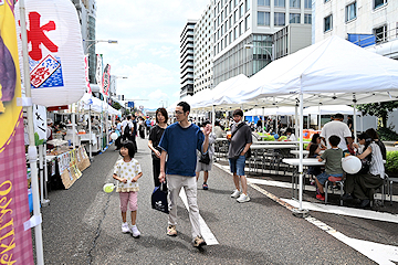 「大手通りではホコ天も」の画像