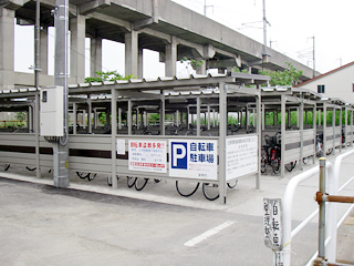 北長岡駅自転車置場 